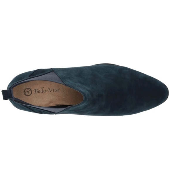 Boot - Picture 3 of 9